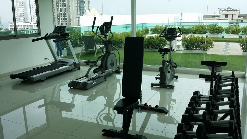 Club Royal Wongamat Unit 1401 Apartment Pattaya ภายนอก รูปภาพ